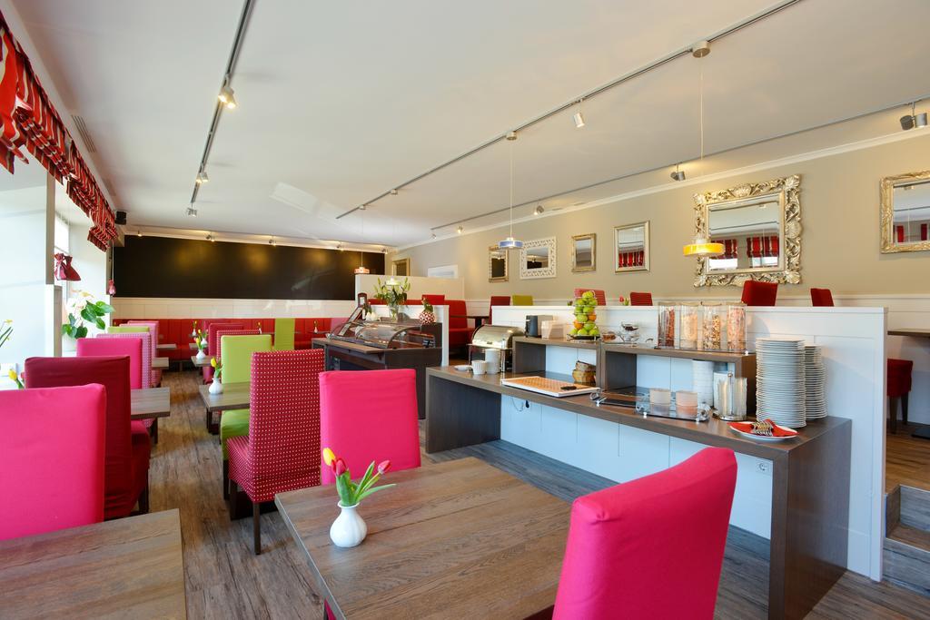 Hotel Duenenburg 4*